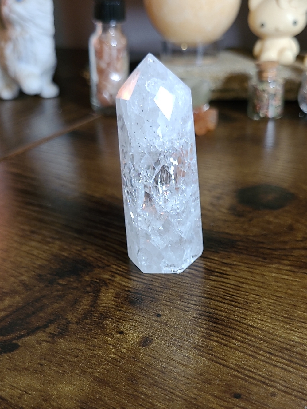Crackle Quartz Tower